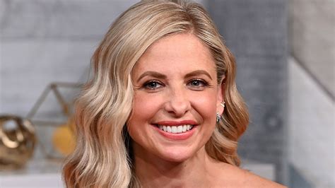 sarah michelle gellar hot|Sarah Michelle Gellar poses up a storm in stunning .